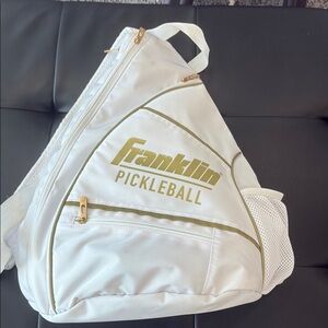 White and Gold Sling Bag with Durable Design